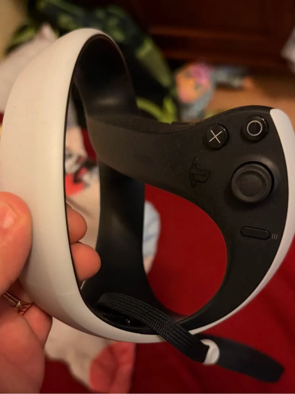 White PC/Console VR Headset with Dual Controllers - Immersive Gaming